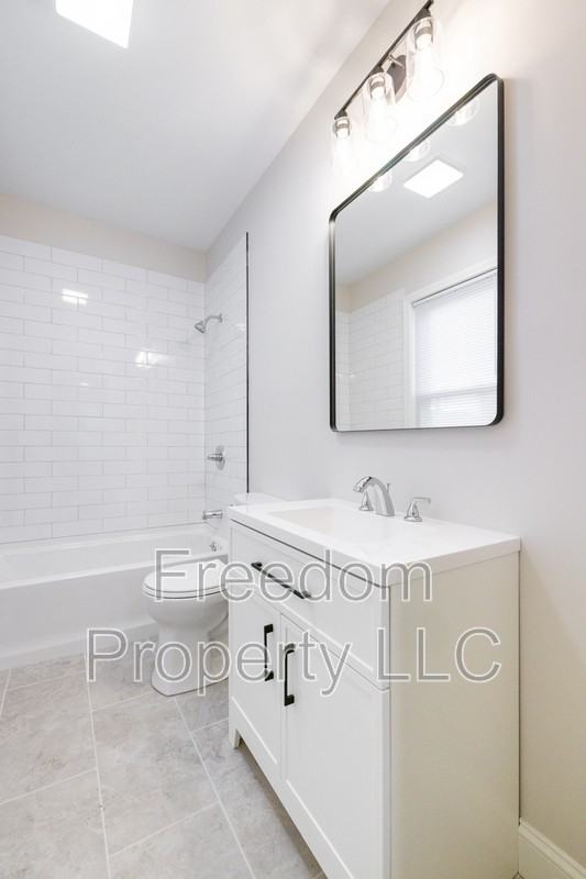 120 Whiting St. Plainville1St Floor - Photo 4 of 23