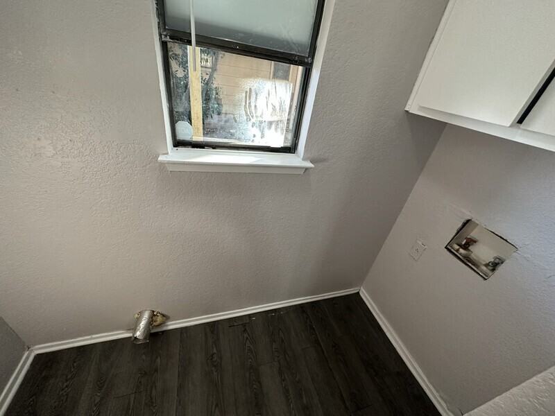6140 Vega Dr - Photo 7 of 12