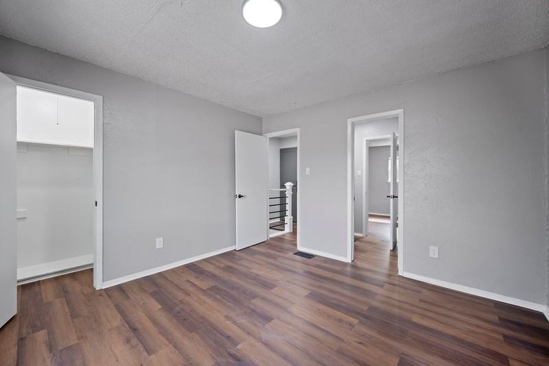 511 N Elm St #A - Photo 6 of 33