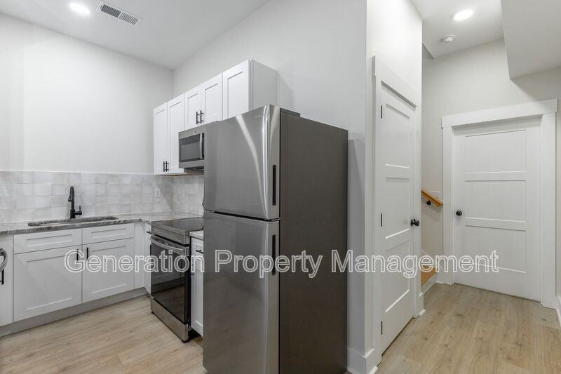 1124 Garfield St #A - Photo 7 of 48