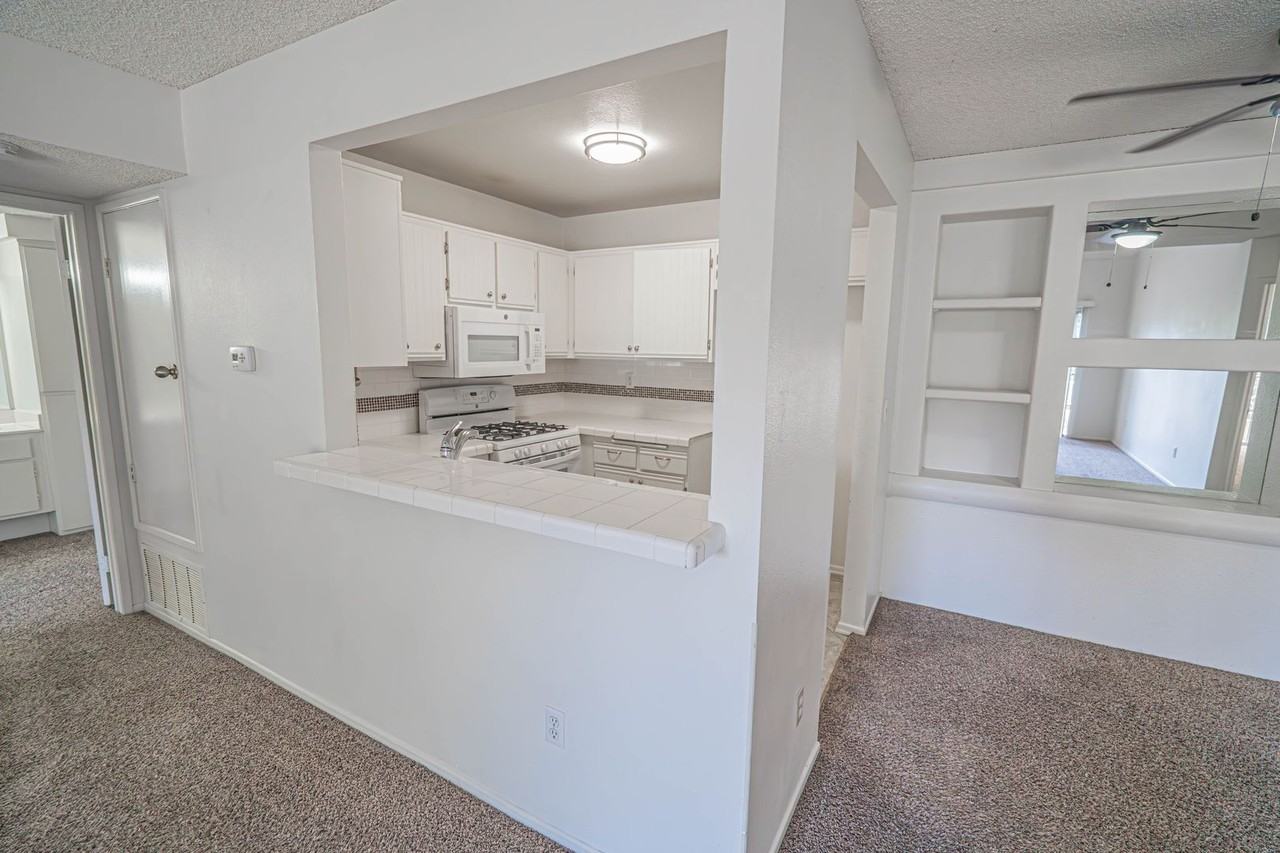 23633 Del Monte Dr #276 - Photo 6 of 25