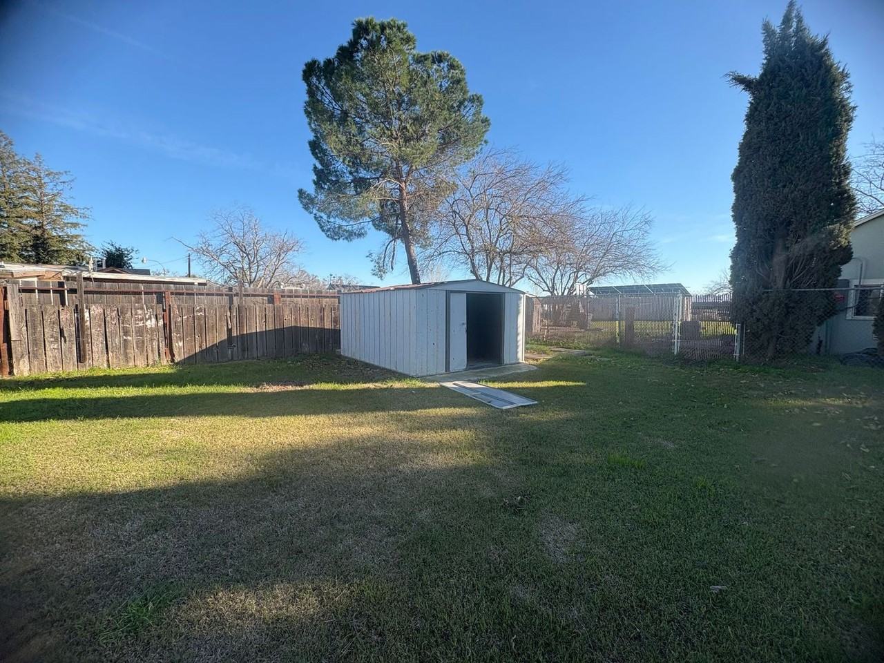 4633 Arboga Rd - Photo 4 of 13