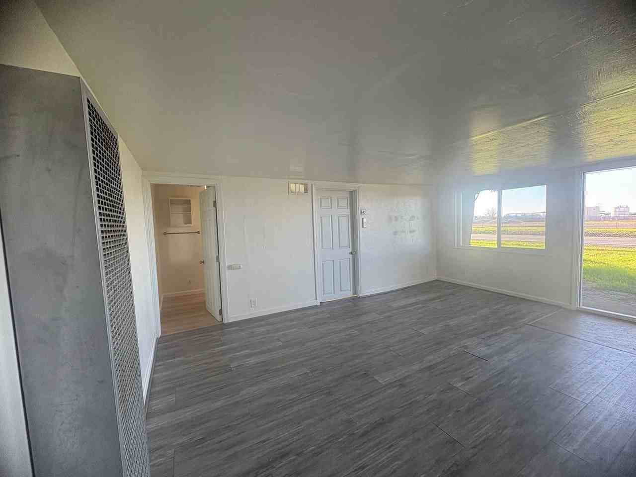 4633 Arboga Rd - Photo 7 of 13