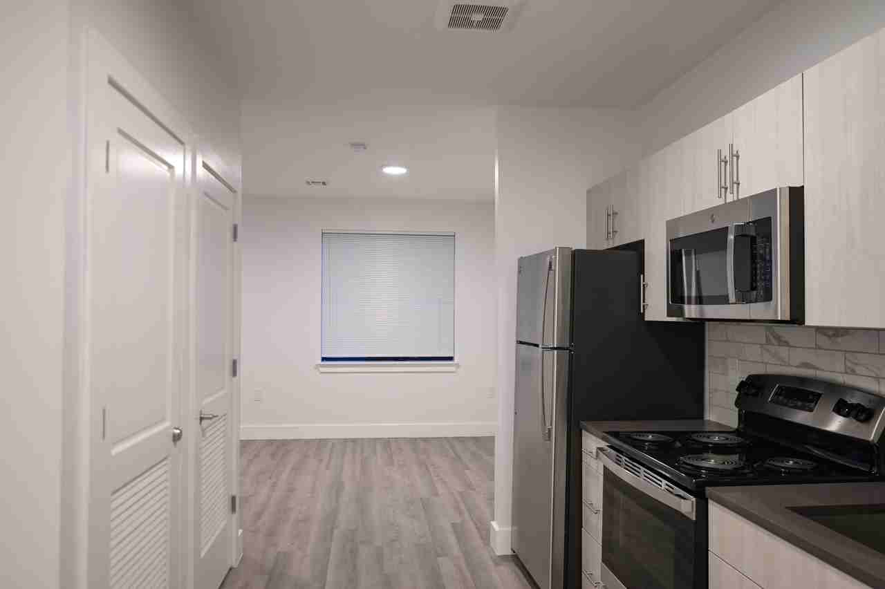 PEEK Reock I Owner Urban Renewal, LLC - Photo 2 of 50