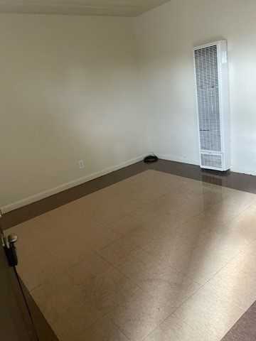 1418 SELKIRK Rd - Photo 4 of 5