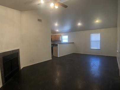 Creekside Villas - Photo 5 of 50