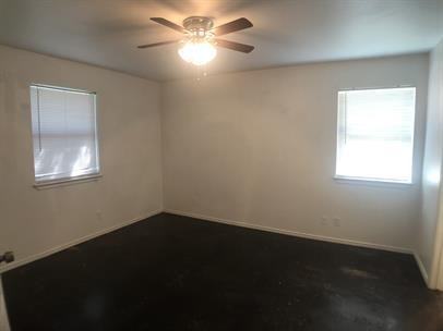 Creekside Villas - Photo 6 of 50