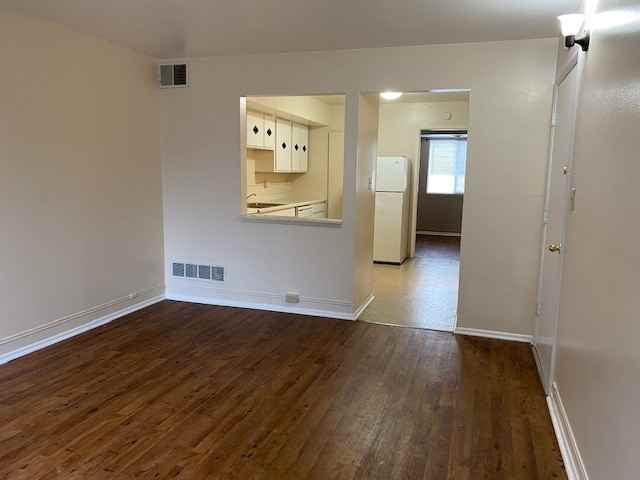 1105 Evans Avenue - Photo 2 of 12