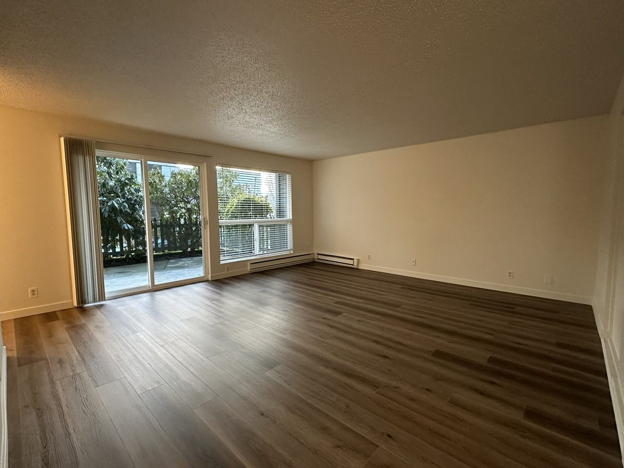 Spar: 4209 30th Ave SW - Photo 3 of 13