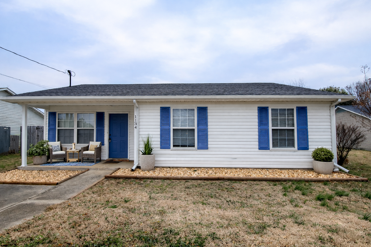 1134 Timothy Ave - Photo 2 of 33