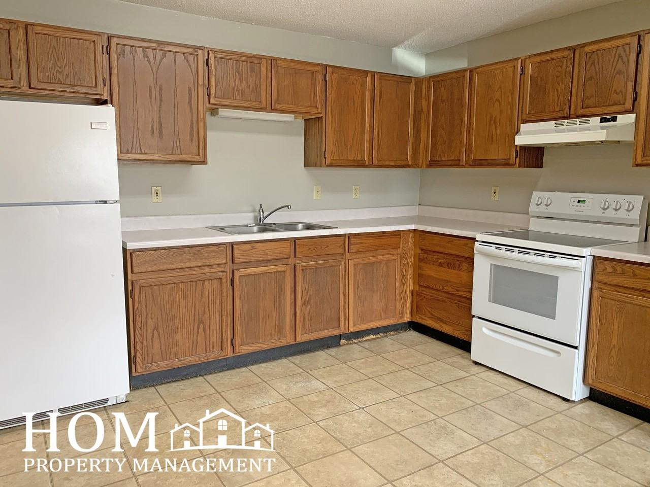 202 West Humphrey Street - Photo 3 of 10