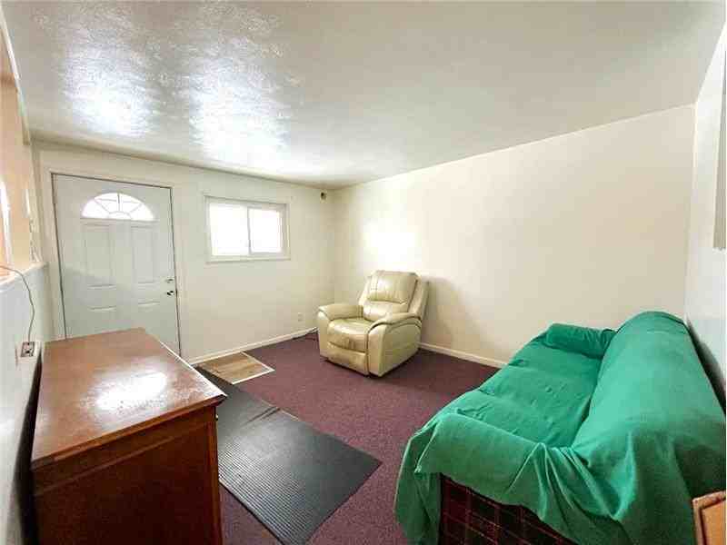 301 Martin Ave #7 - Photo 2 of 9