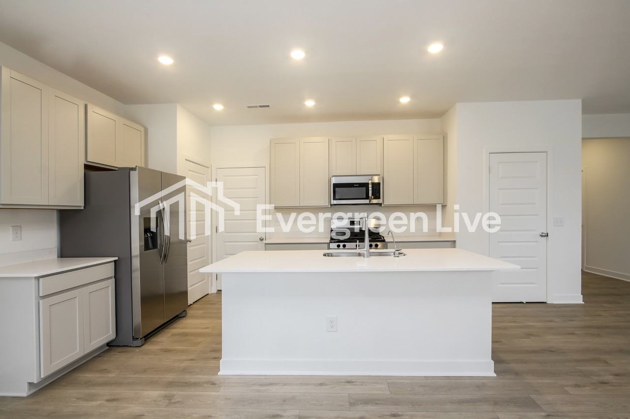 3617 Copley Ct - Photo 5 of 15