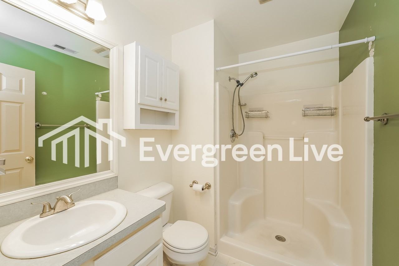 33966 Harding Ave - Photo 7 of 10