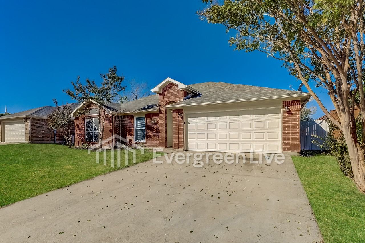 4643 Yellowleaf Dr - Photo 2 of 18