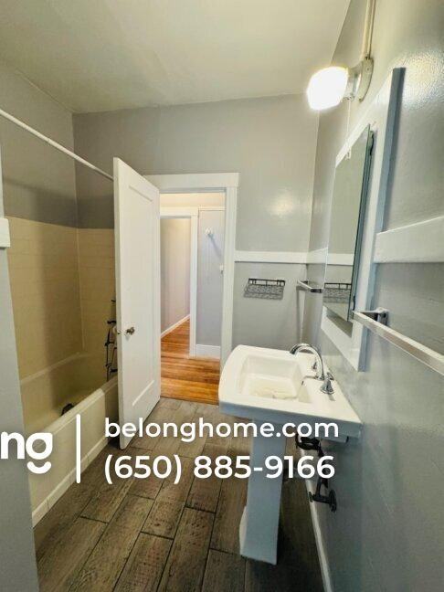 2366 Virginia St #2 - Photo 3 of 11