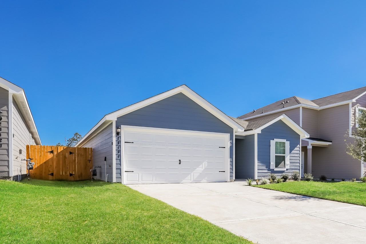 23131 Shakespeare Dr - Photo 2 of 32