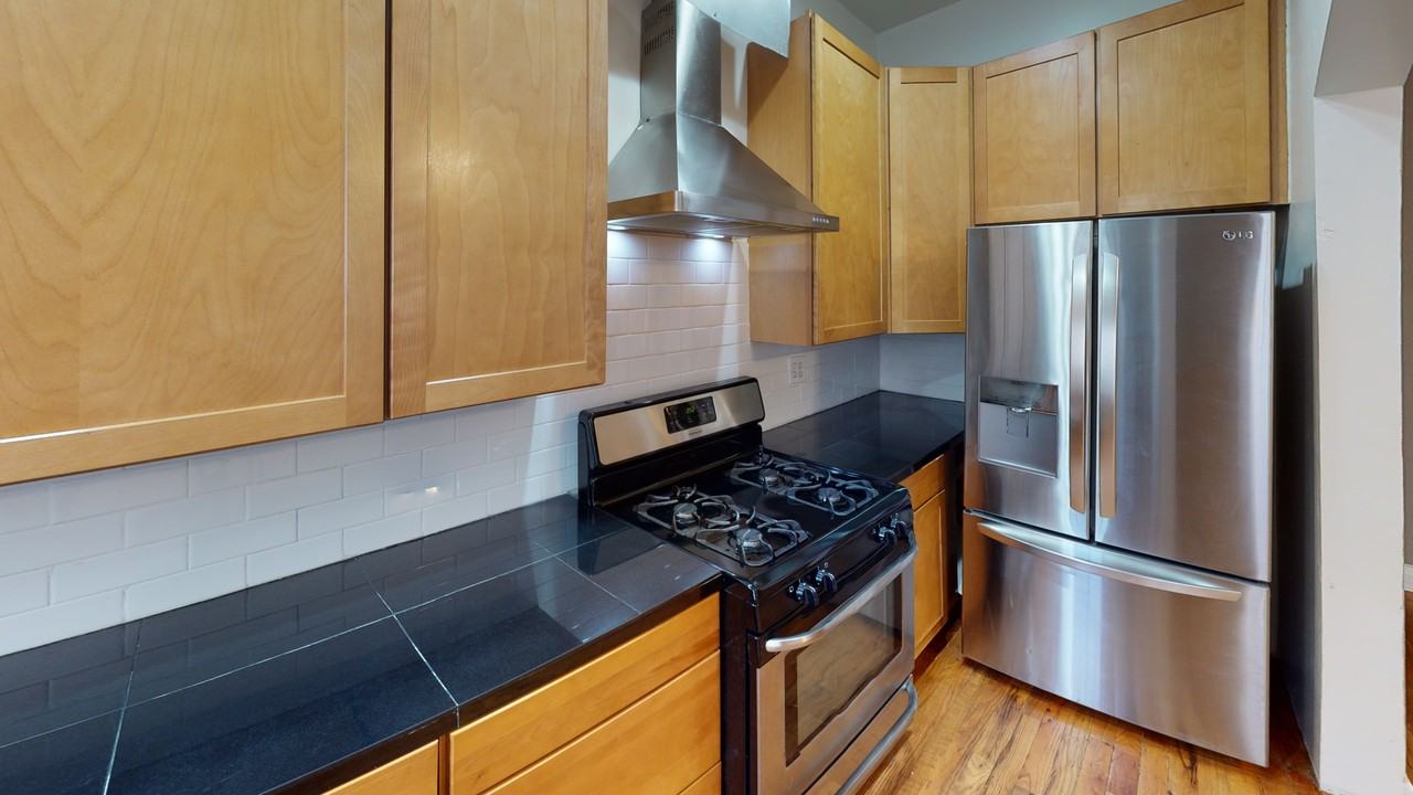 1320 Pennsylvania Street #20 - Photo 6 of 8