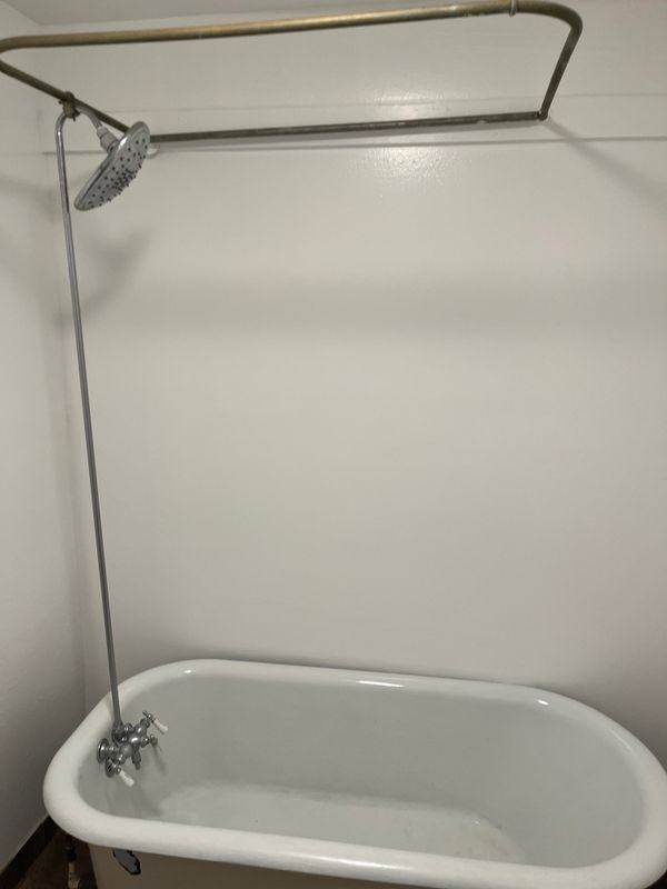 619 Caroline St - Photo 4 of 10