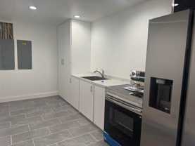 192 Brookfield Ave - Photo 1 of 1