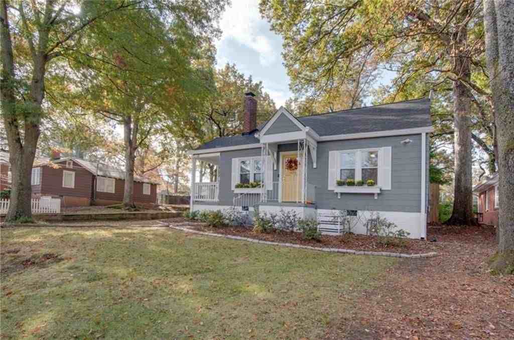 1426 Clermont Ave - Photo 3 of 29