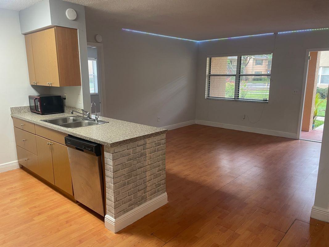 748 Nw 103rd Ter - Photo 3 of 13