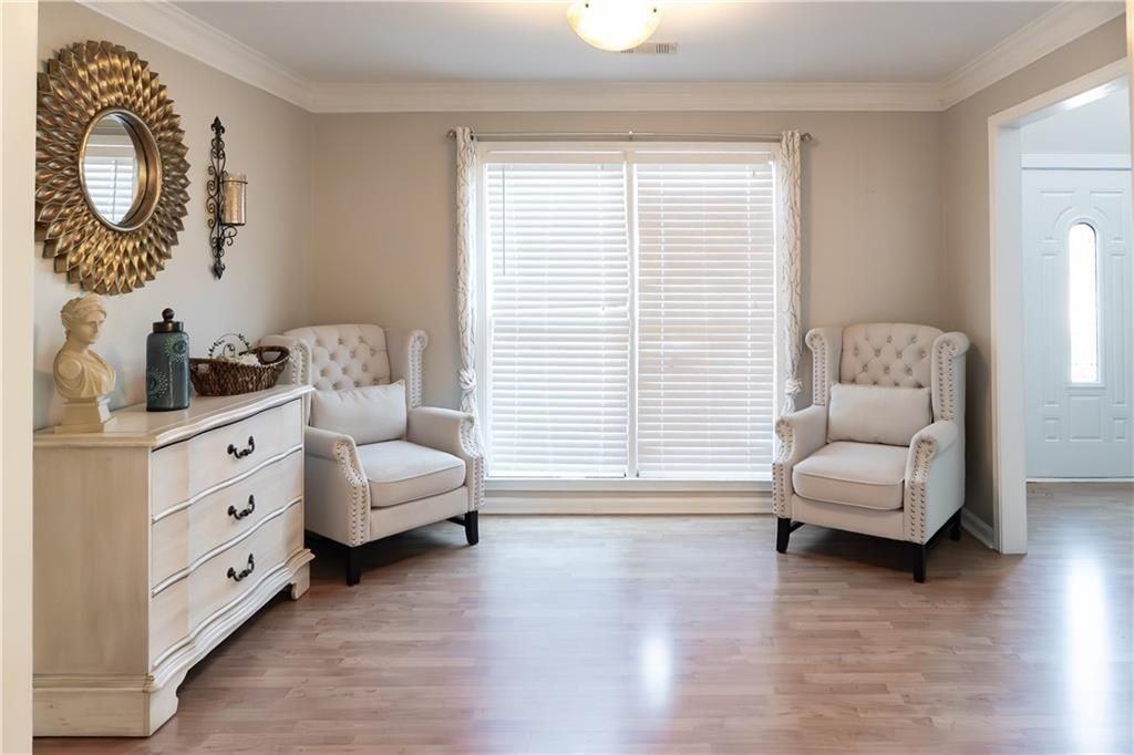 1004 Cavesson Ter - Photo 7 of 48