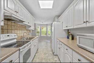 10 Dixon St ##B - Photo 1 of 1