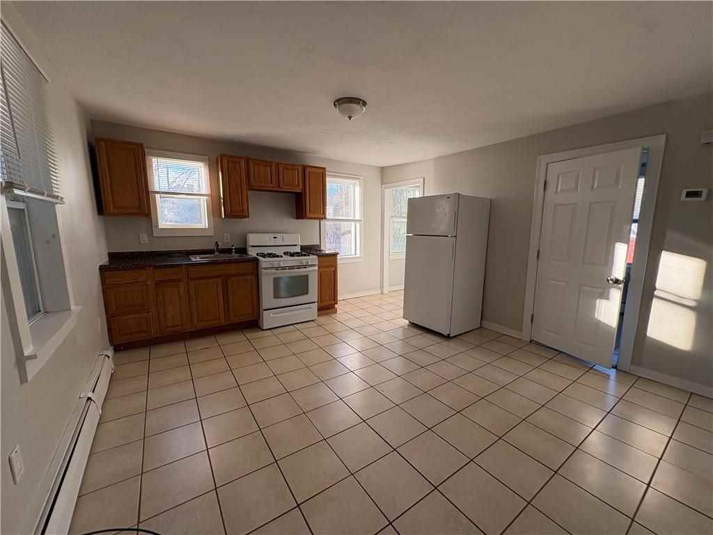 49 Trenton St - Photo 2 of 12