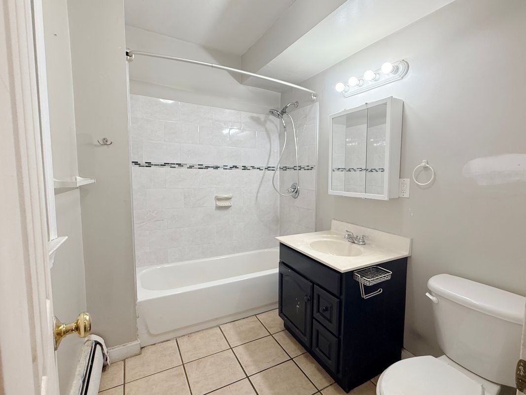 78 Lindley St - Photo 3 of 3