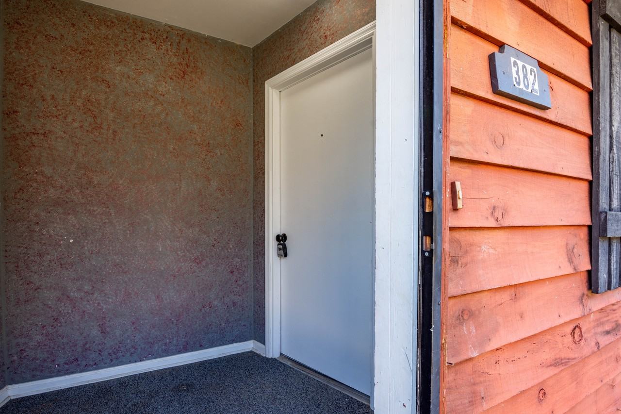 382 Smitherman Road - Photo 2 of 29