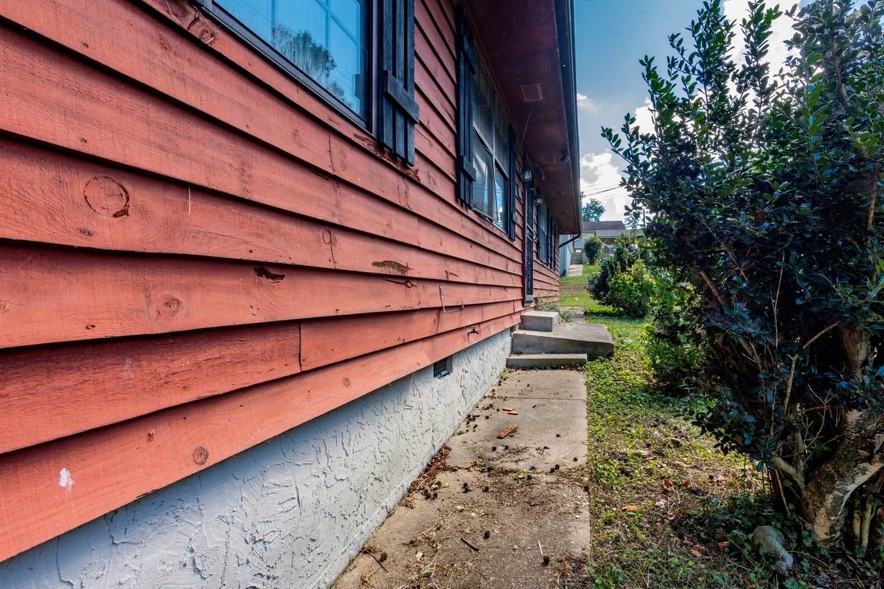 382 Smitherman Road - Photo 7 of 29