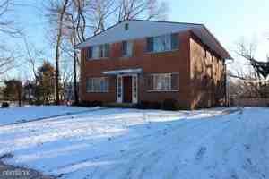 featured image of 2053 Abbott Ave