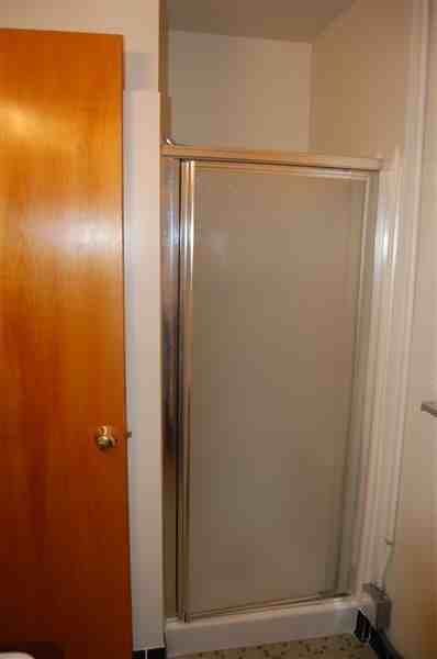 2053 Abbott - Photo 3 of 11