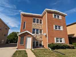 featured image of 700 Beau Ct #1