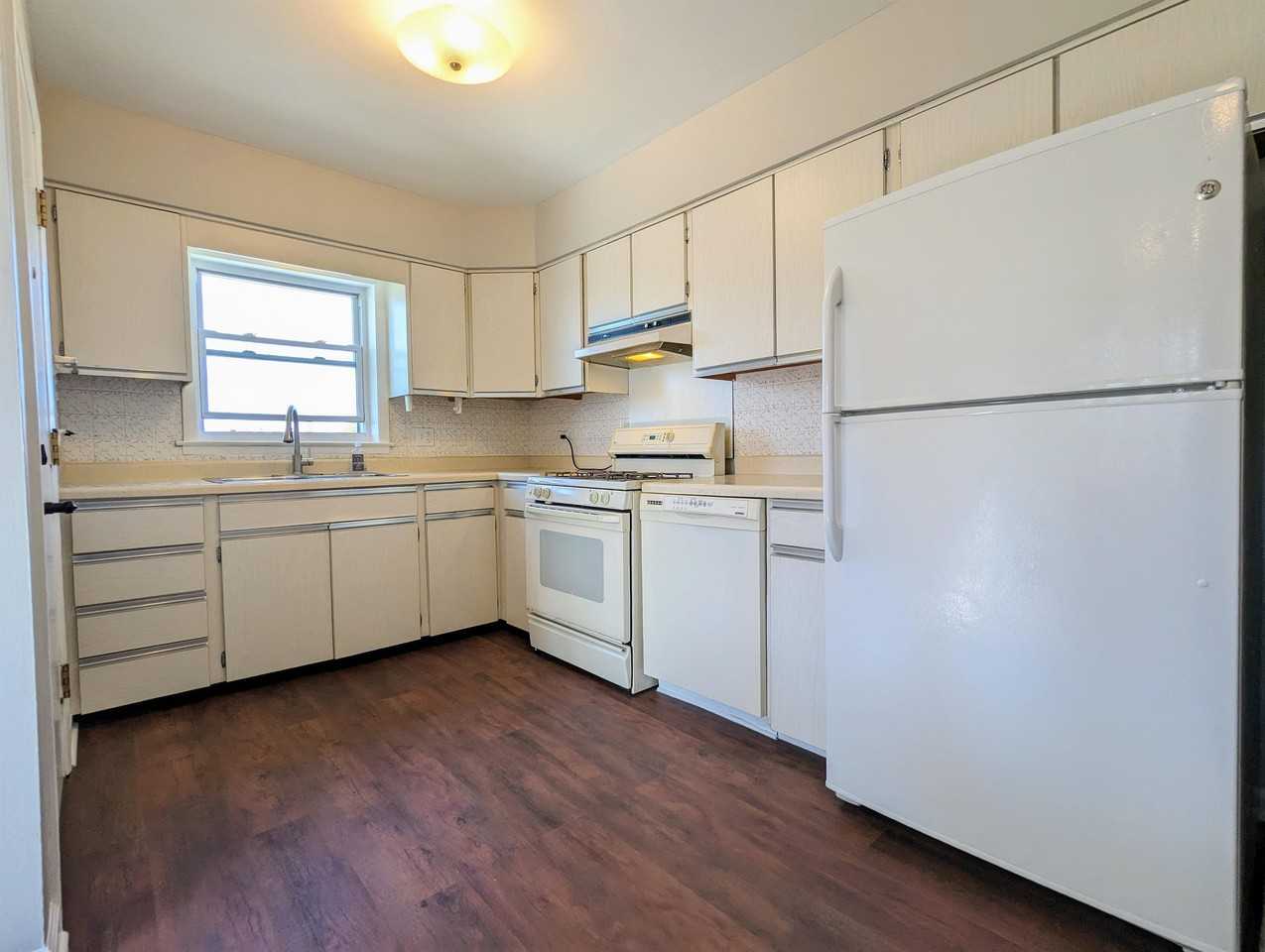 700 Beau Ct #1 - Photo 7 of 27