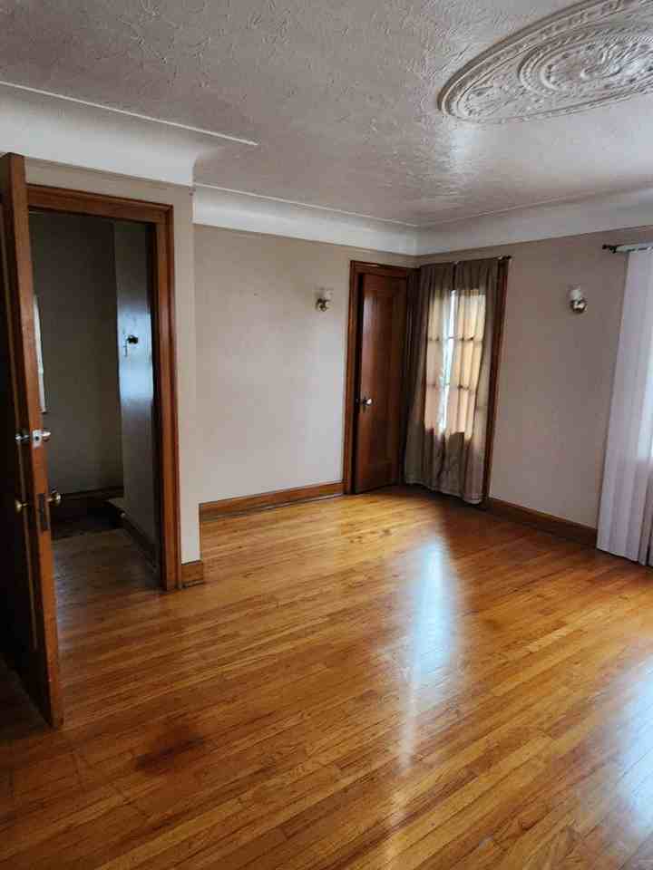 5112 Haverhill Street - Photo 3 of 10