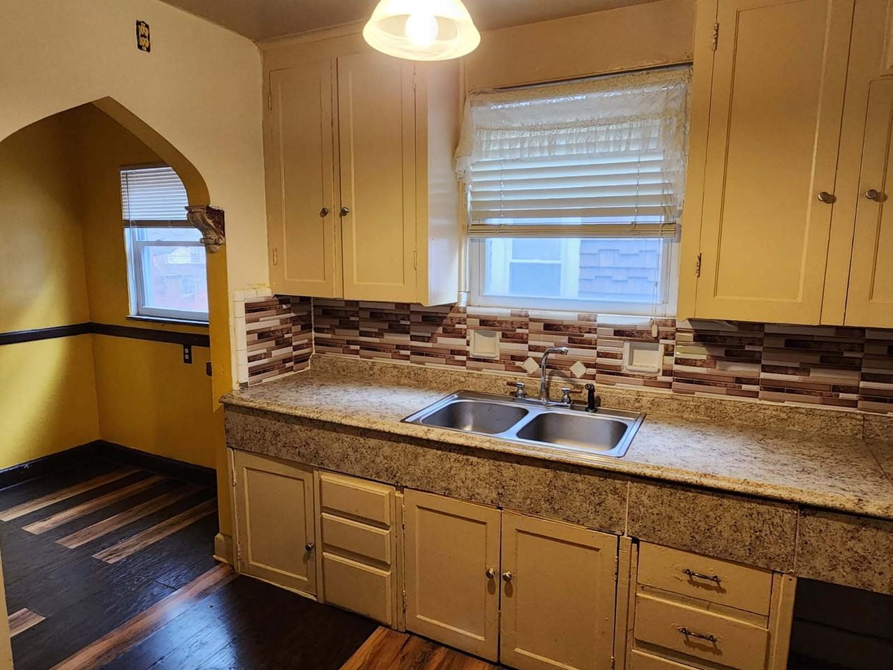 5112 Haverhill Street - Photo 4 of 10