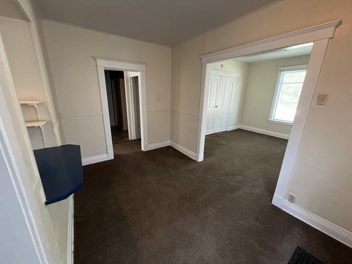 521 S Westnedge Ave #1 - Photo 4 of 15