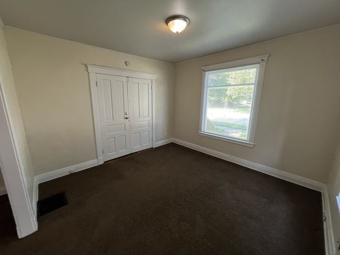 521 S Westnedge Ave #1 - Photo 5 of 15