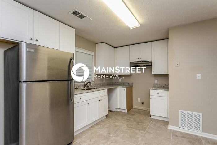 3940 Scott Dr - Photo 4 of 15