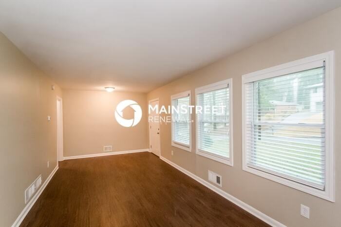 261 Hermer Cir Nw - Photo 4 of 17