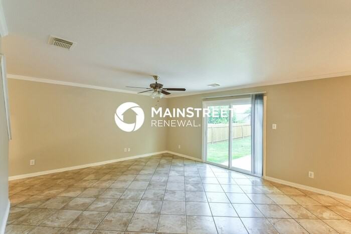 10207 Rainbow Crk - Photo 2 of 17