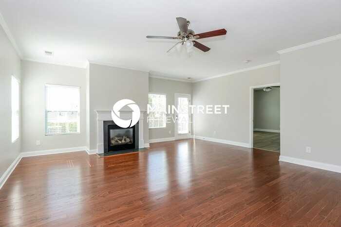 417 Marie Way - Photo 3 of 16