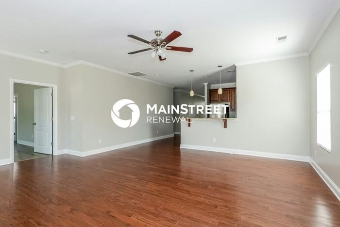 417 Marie Way - Photo 4 of 16