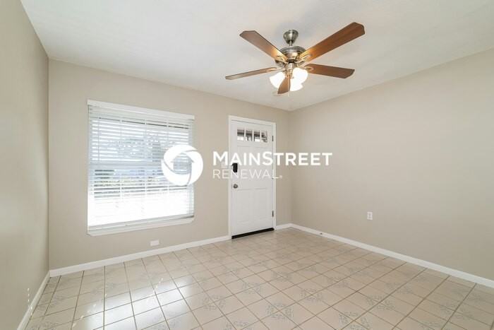 4243 Cynthia St - Photo 2 of 16