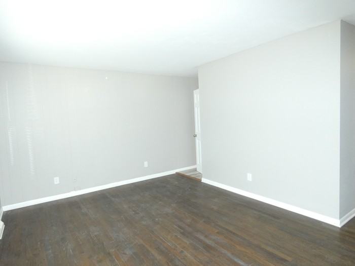 4700 N Bristol Ave - Photo 4 of 23