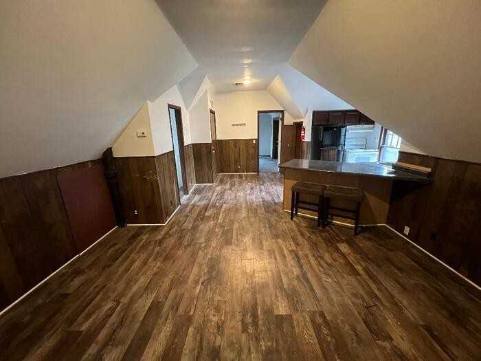 720 S Park St #4 - Photo 5 of 11