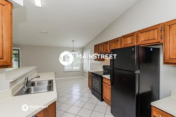 645 Norse St Nw - Photo 6 of 16