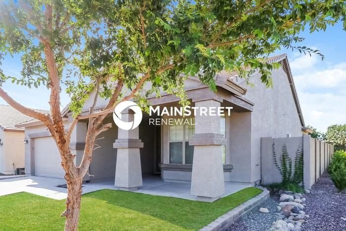 11761 W Daley Ln - Photo 2 of 16